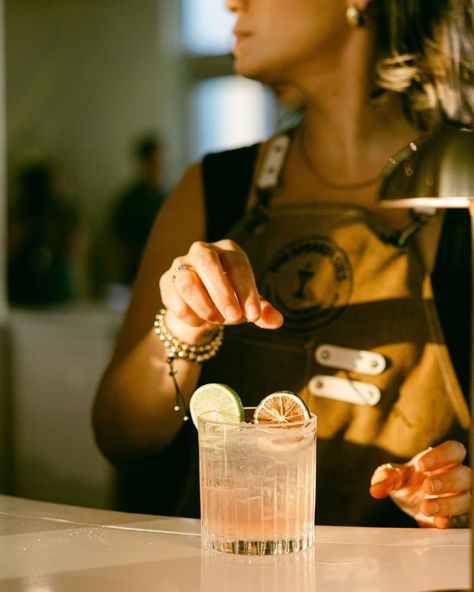 Cocktail Experiences | Mixology Classes, Tastings, + More